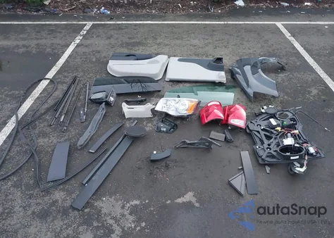 2012 Dodge Grand Caravan Sxt z USA, uszkodzony, nr VIN 2C4RDGCG6CR241102